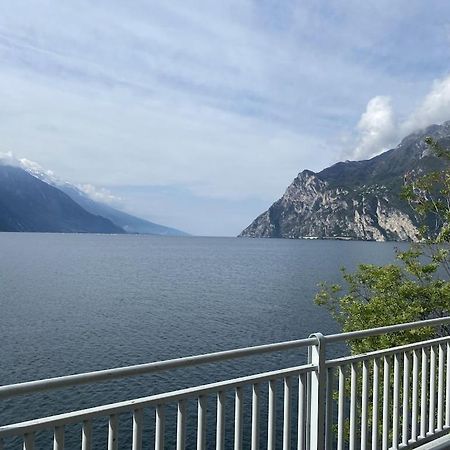 Casa Filippo Large 3 Room Apartment, Close To The Beach, Free Wifi Internet Riva del Garda Exterior photo